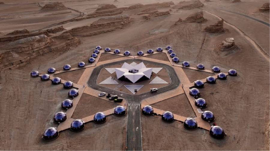 火星移民预演场——模拟外星环境的极端生存训练京山县户外野奢帐篷实验项目